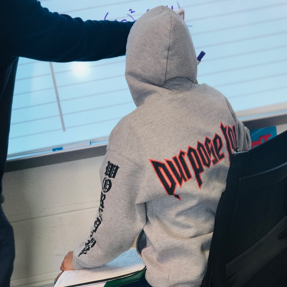 Meet your Posher, Adamaris